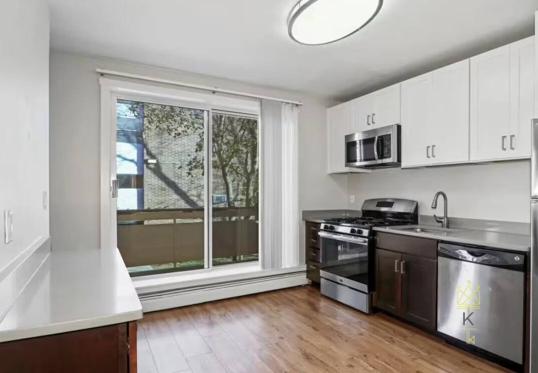 Townhouse for rent at 9 Bronsdon St, Brighton, MA 02135