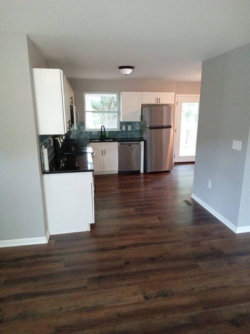 House for rent at 3338 Barfield Dr, Charlotte, NC 28217