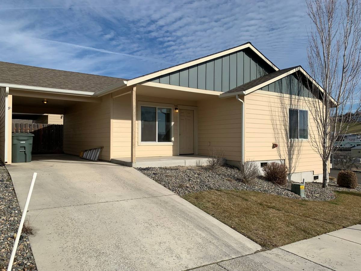 Apartment for rent at 1785 SW Jerard Cl, Pendleton, OR 97801