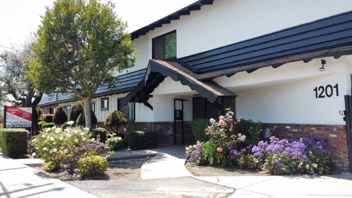Apartment for rent at 1201 W Mission Rd, Alhambra, CA 91803