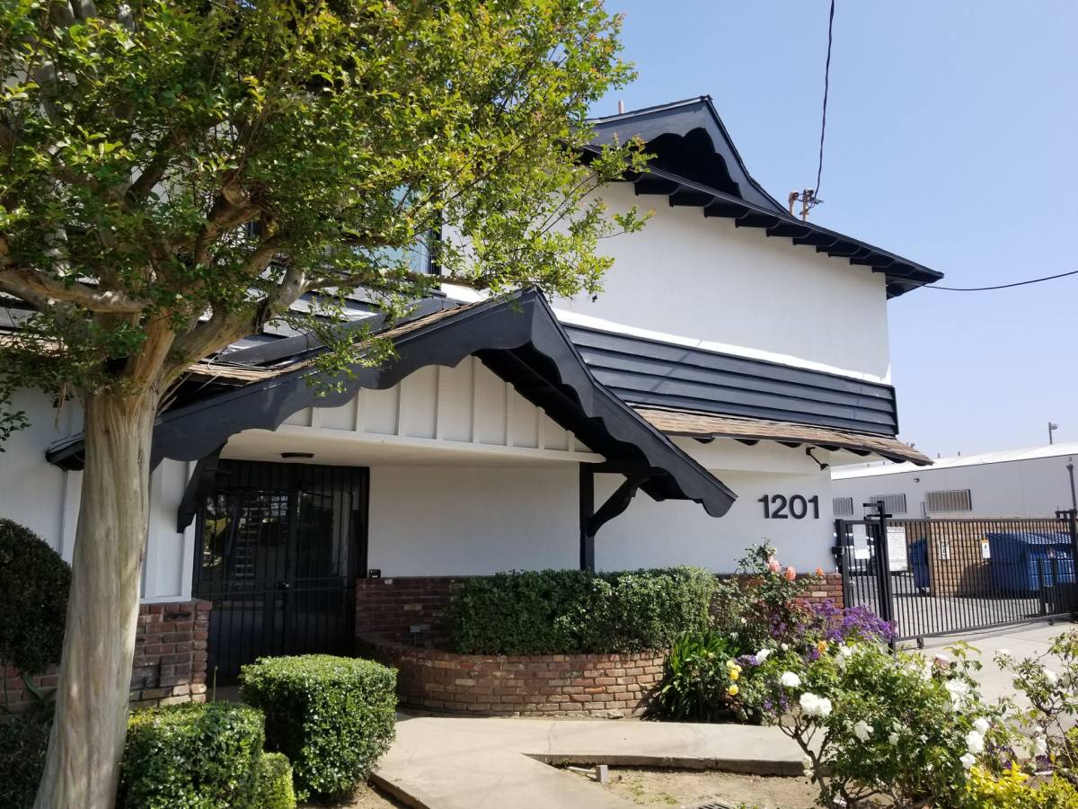 Apartment for rent at 1201 W Mission Rd, Alhambra, CA 91803