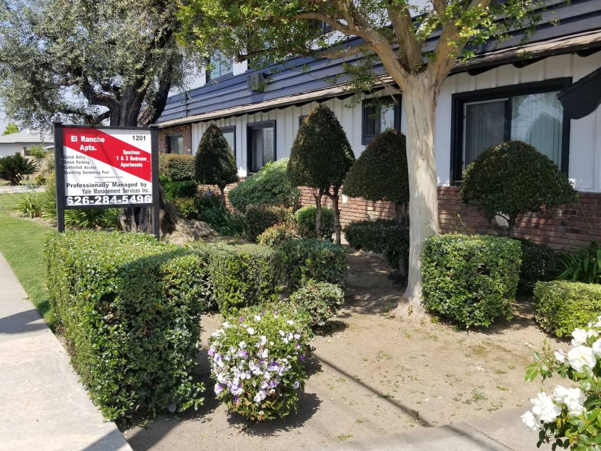 Apartment for rent at 1201 W Mission Rd, Alhambra, CA 91803