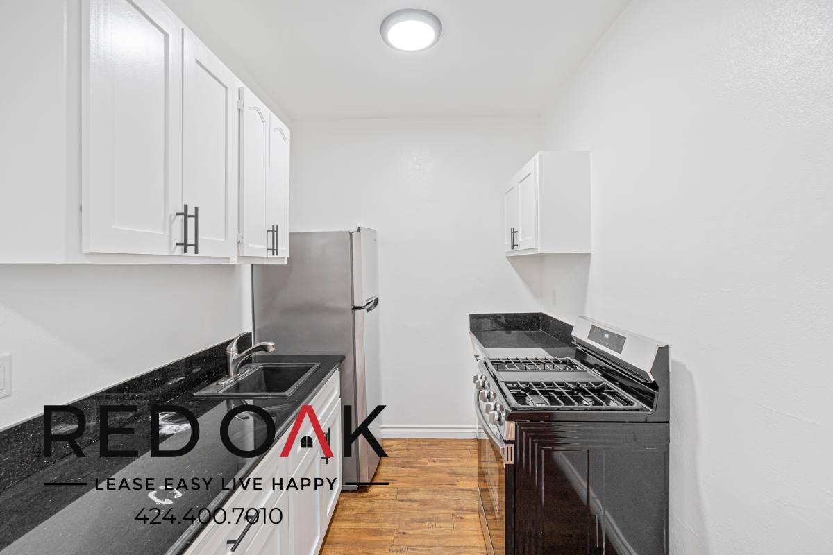 Condo for rent at 1412 N Kinglsey Dr #207, Los Angeles, CA 90027