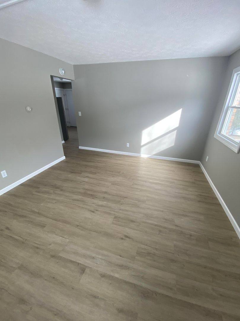 Apartment for rent at 4 Ashland Ave, Elmira, NY 14903