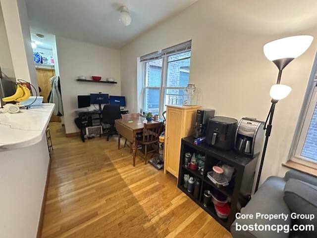 Apartment for rent at 22 Battery #1R, Boston, MA 02113