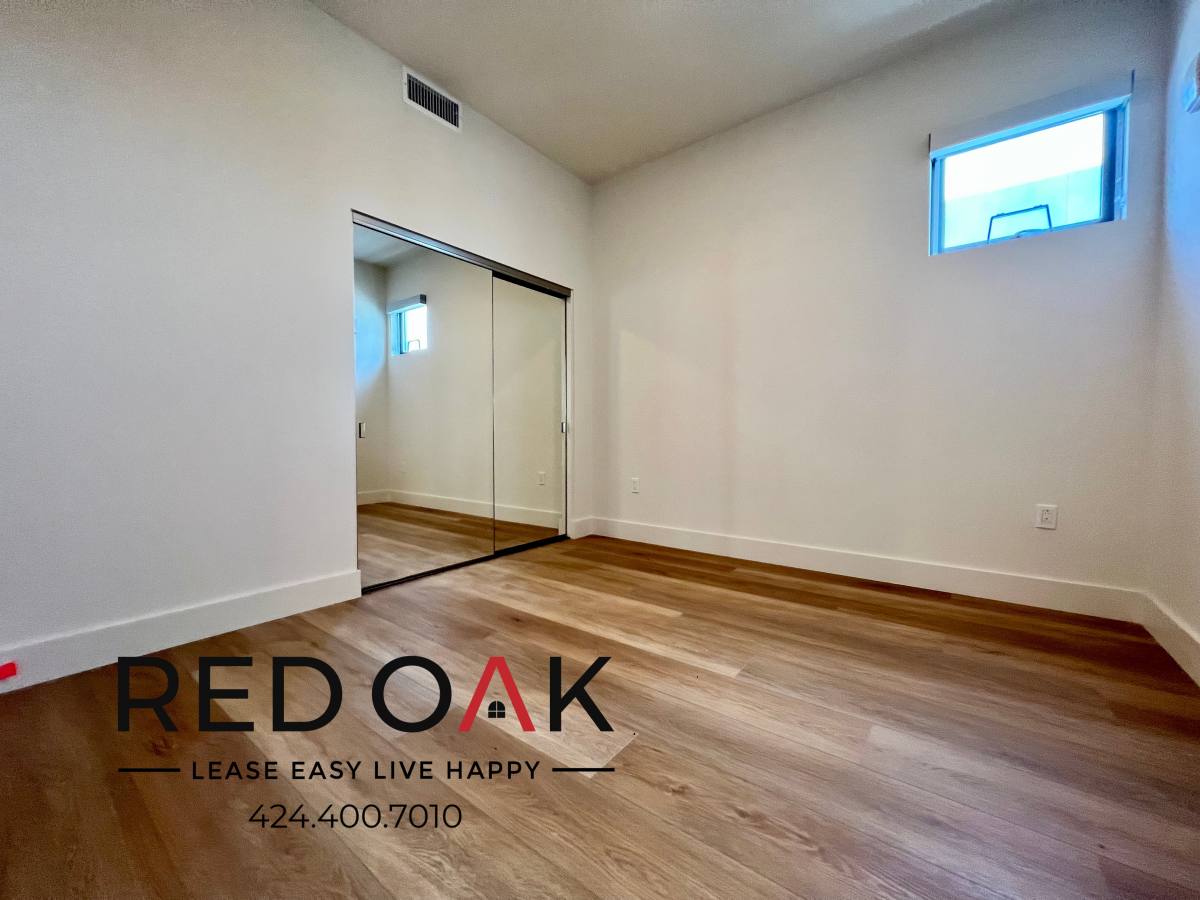 Condo for rent at 1001 N Fairfax Ave #PH3, Los Angeles, CA 90046