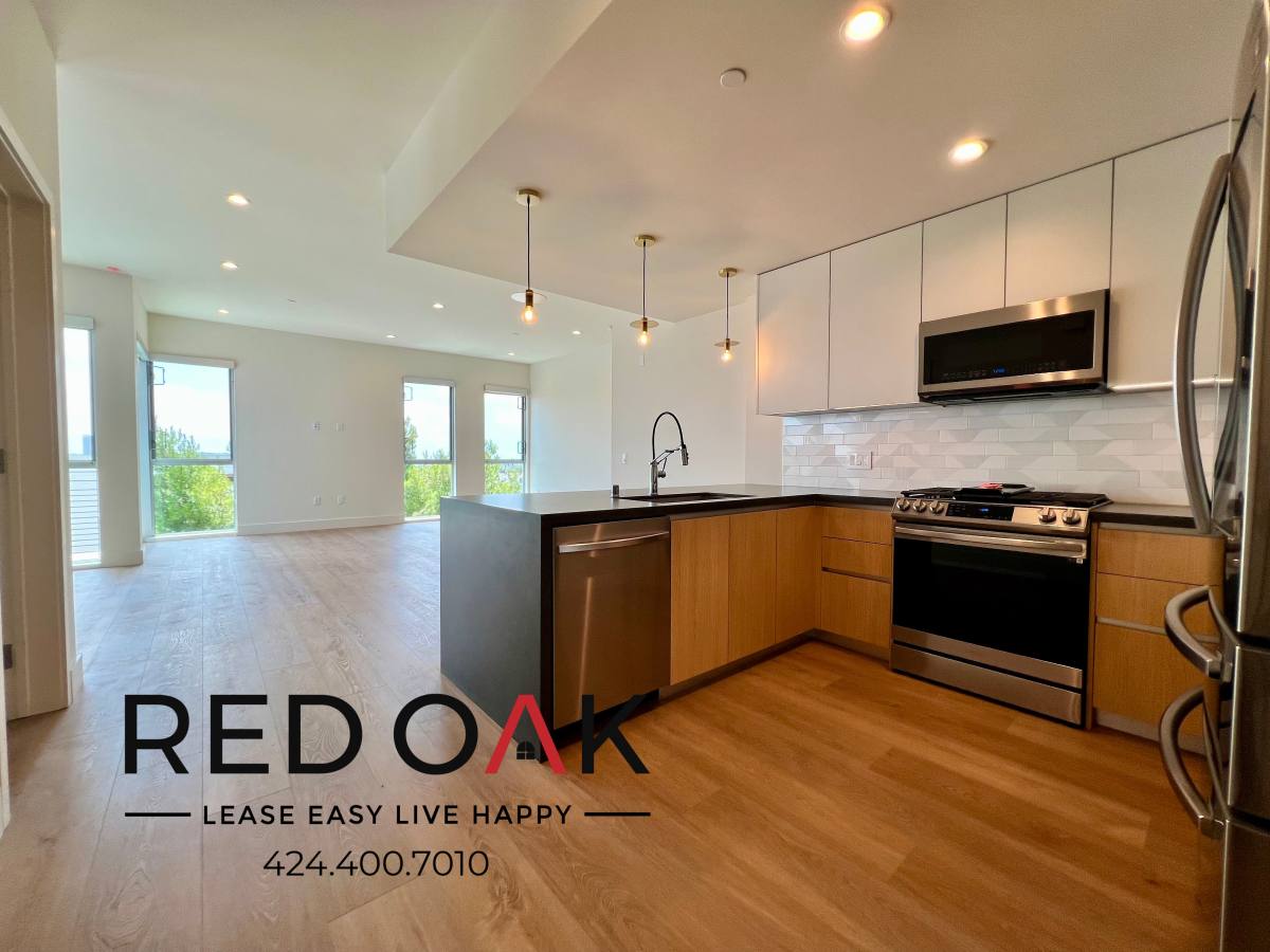 Condo for rent at 1001 N Fairfax Ave #PH3, Los Angeles, CA 90046