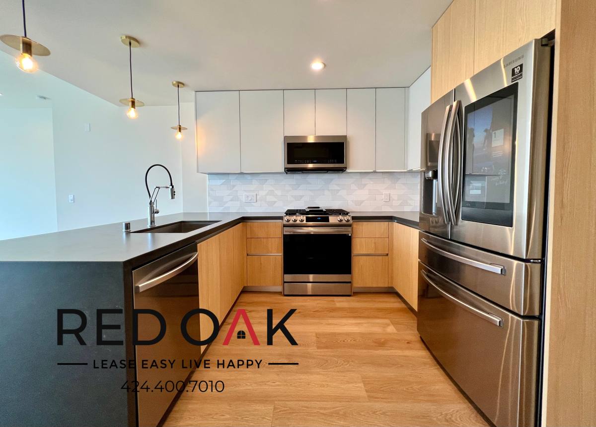 Condo for rent at 1001 N Fairfax Ave #PH3, Los Angeles, CA 90046