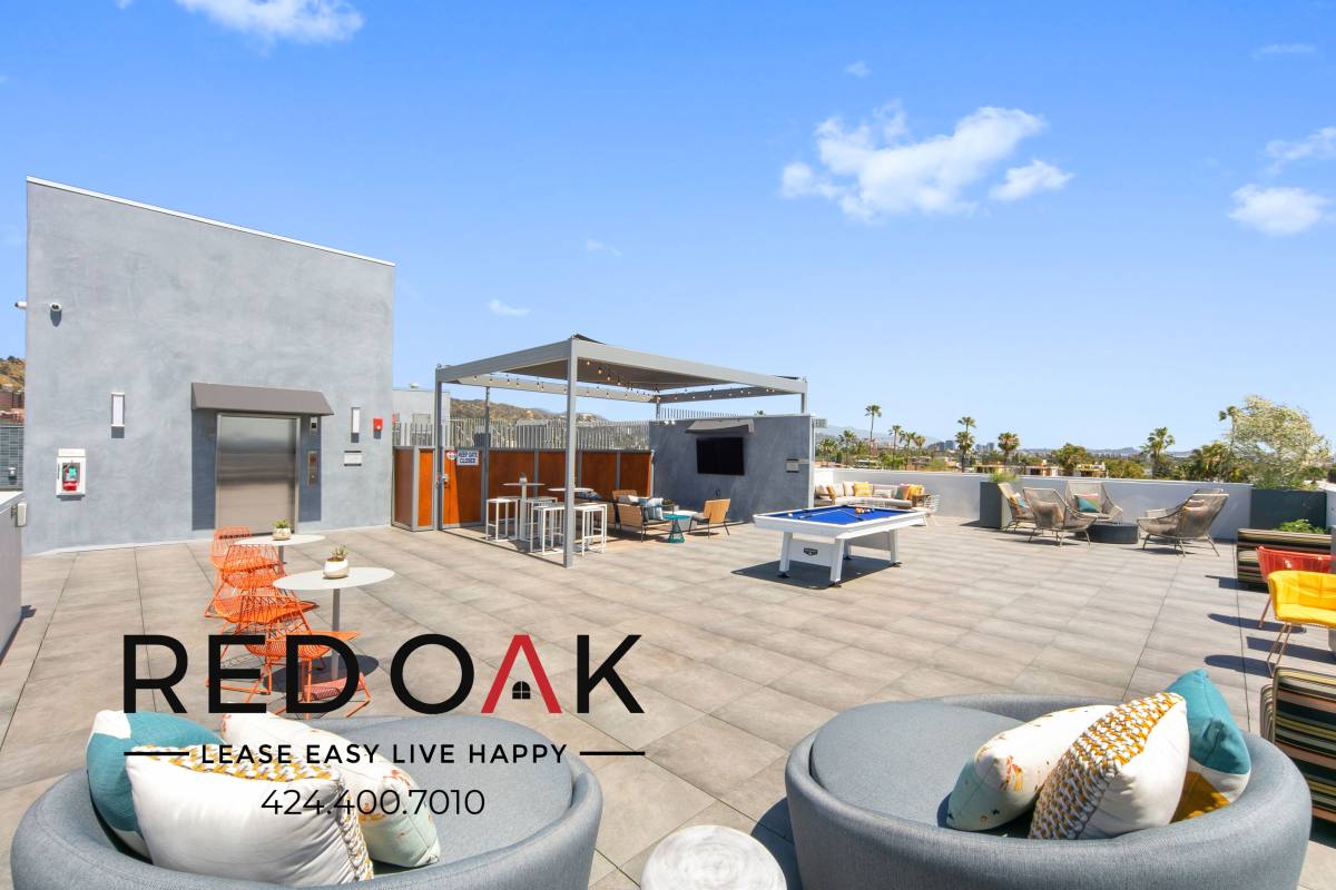 Condo for rent at 1001 N Fairfax Ave #PH3, Los Angeles, CA 90046