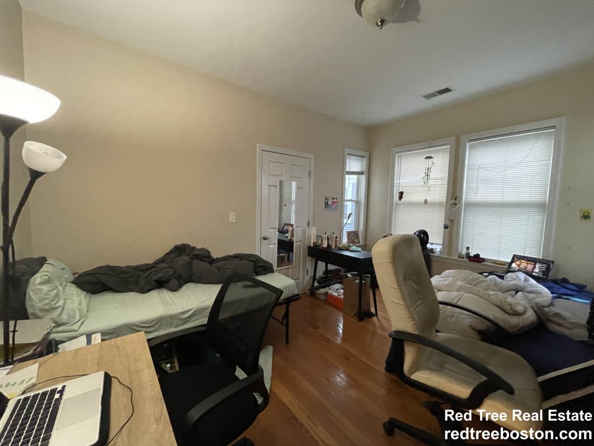 Apartment for rent at 30 Circuit St #3, Roxbury, MA 02119