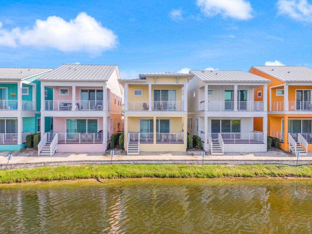 House for rent at 8121 Surf St, Kissimmee, FL 34747