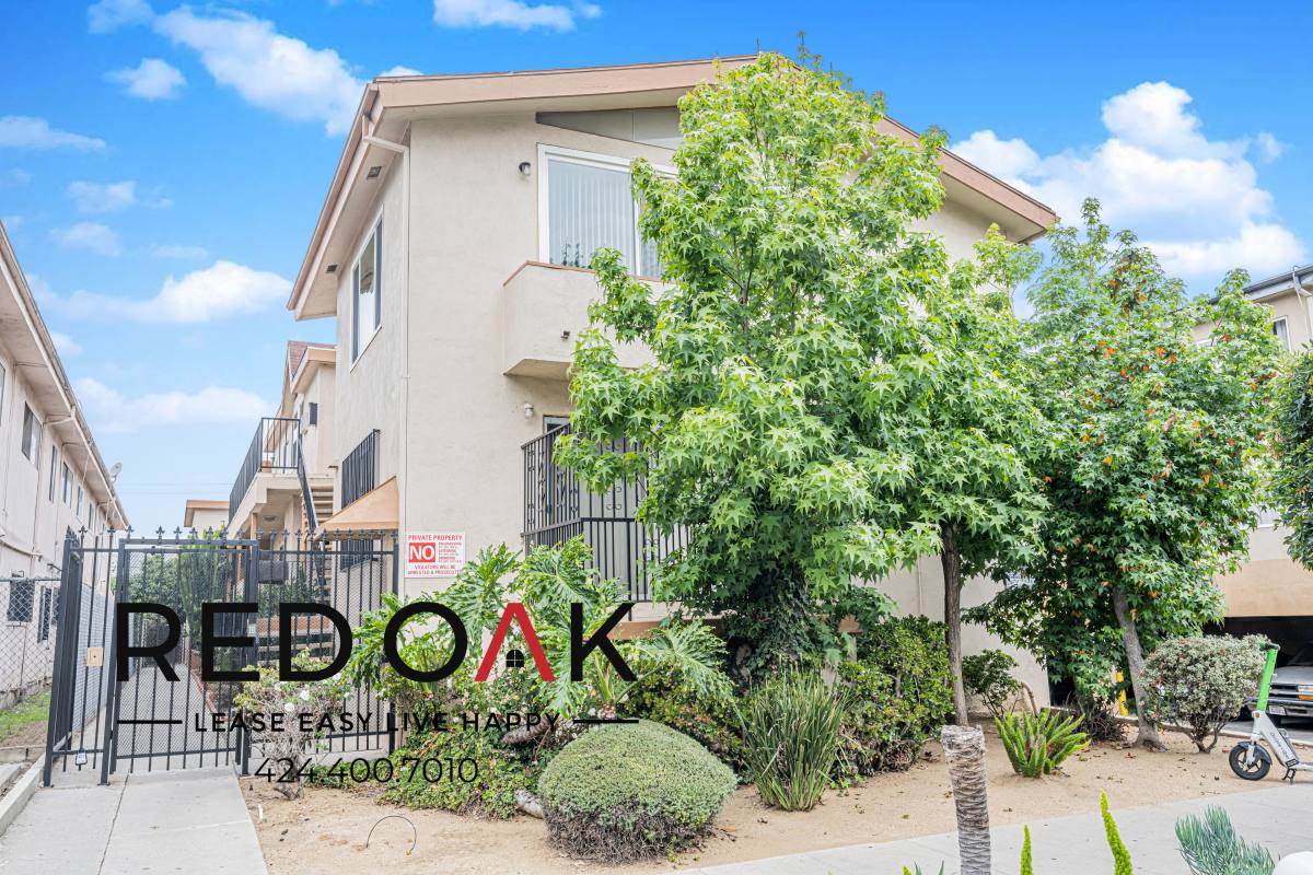 Condo for rent at 1439 Point View St #3, Los Angeles, CA 90035
