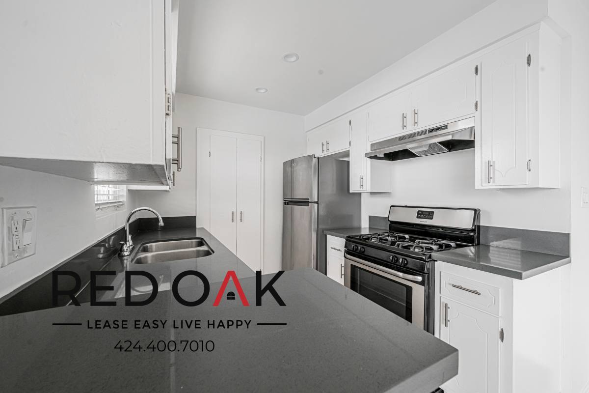 Condo for rent at 1439 Point View St #3, Los Angeles, CA 90035