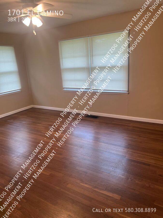 House for rent at 1701 El Camino, Ponca City, OK 74604