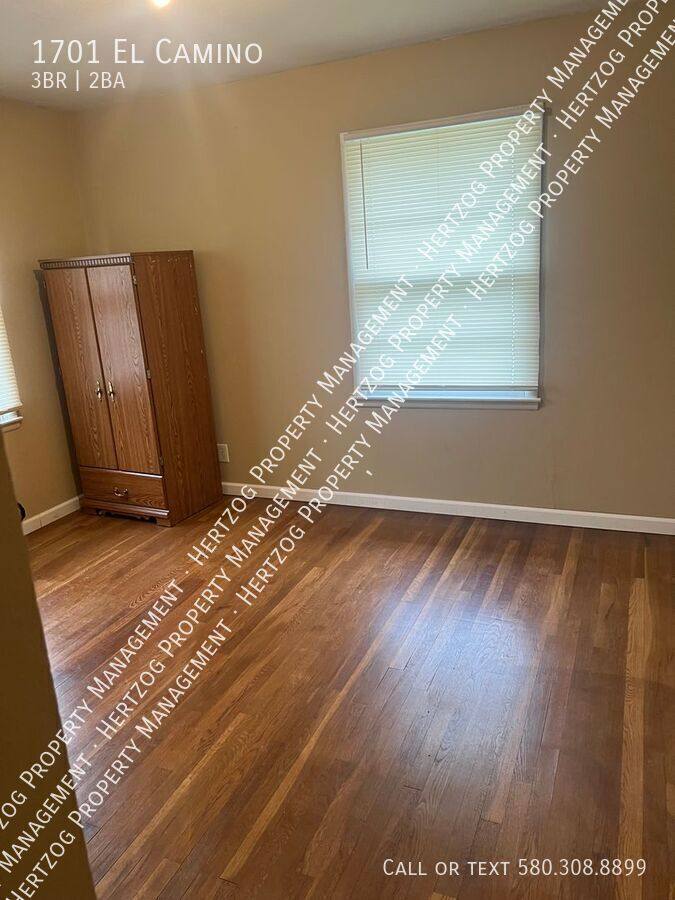House for rent at 1701 El Camino, Ponca City, OK 74604