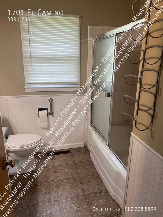 House for rent at 1701 El Camino, Ponca City, OK 74604