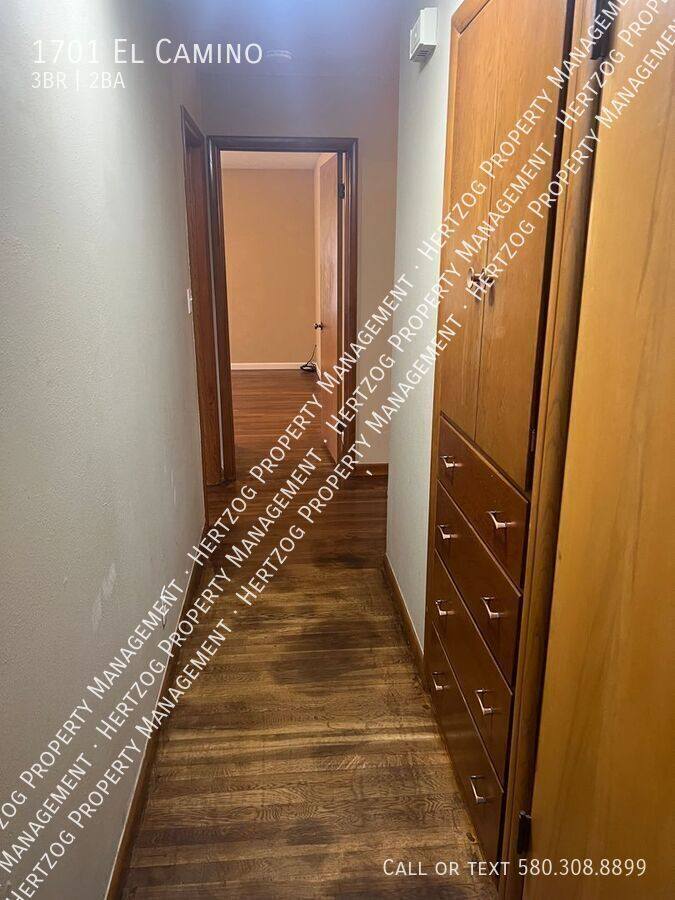 House for rent at 1701 El Camino, Ponca City, OK 74604