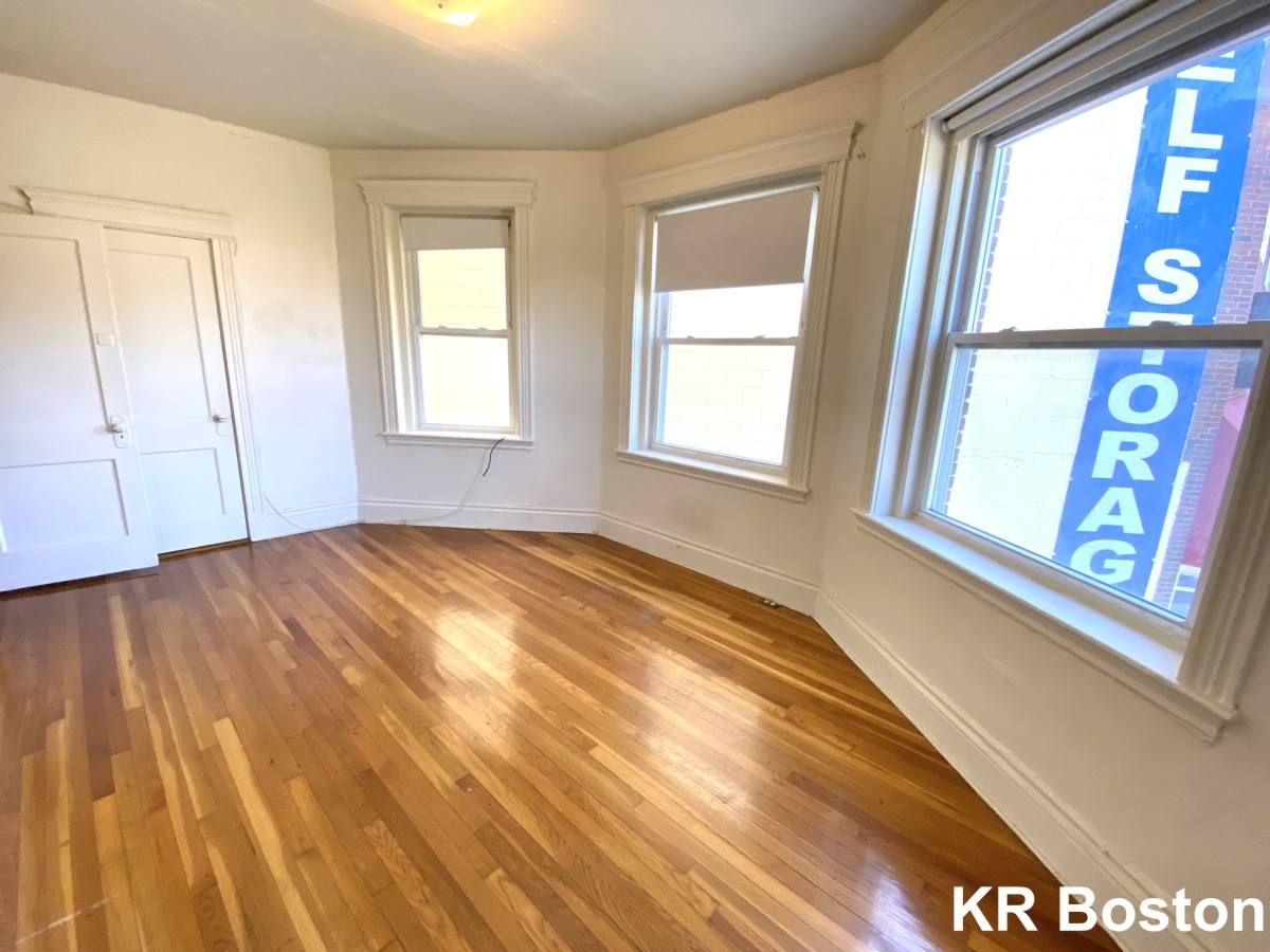 Apartment for rent at 1350 Commave #8, Allston, MA 02134