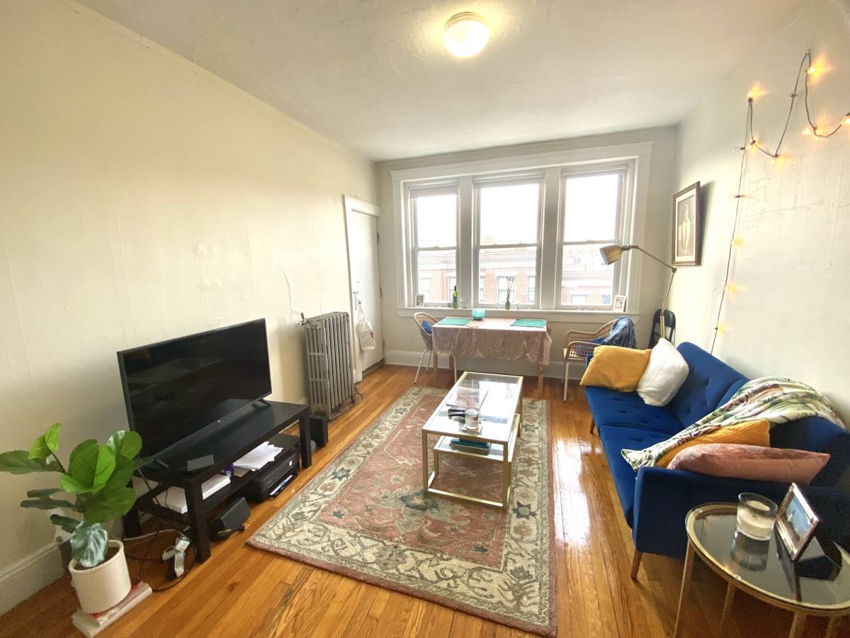 Apartment for rent at 127 Sutherland Rd #L, Brighton, MA 02135