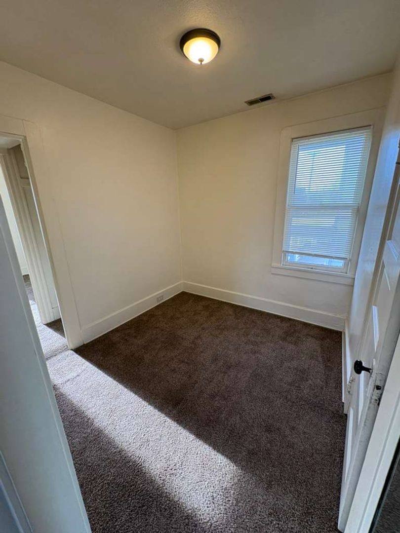 Apartment for rent at 3610 W 46 St, Cleveland, OH 44102
