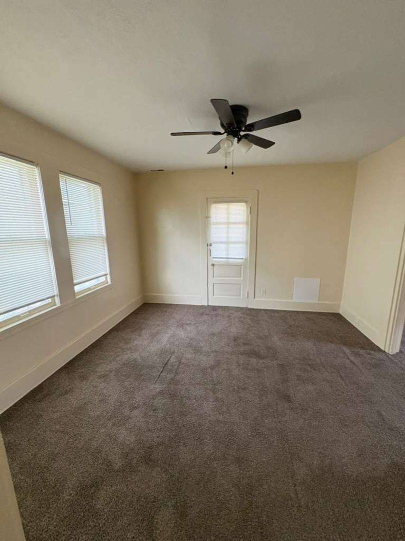 Apartment for rent at 3610 W 46 St, Cleveland, OH 44102