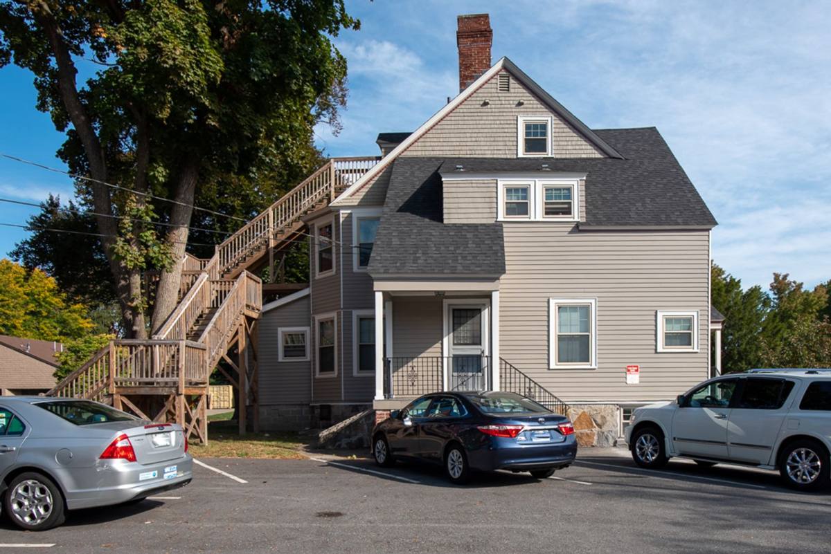 Apartment for rent at 61 Cedar St, Worcester, MA 01609