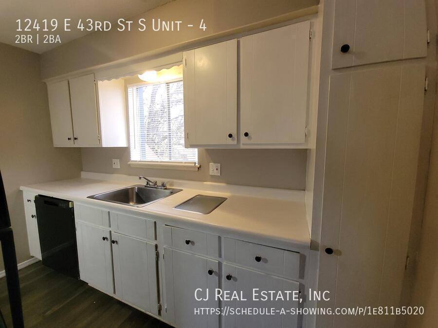 Apartment for rent at 12419 E 43rd St S #4, Independence, MO 64055