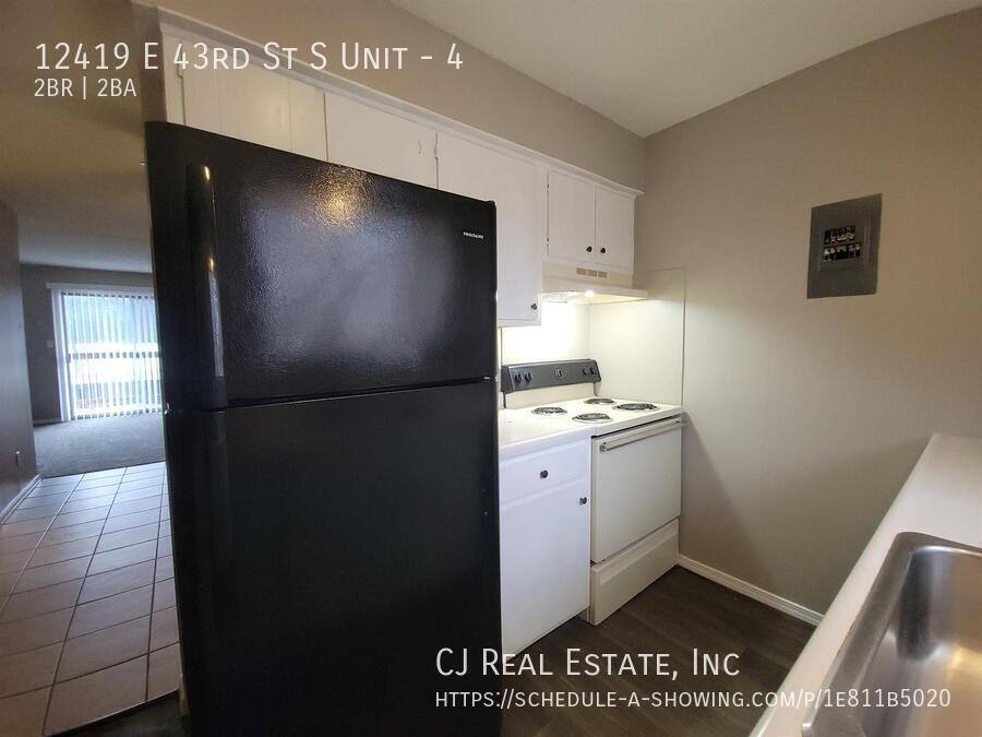 Apartment for rent at 12419 E 43rd St S #4, Independence, MO 64055