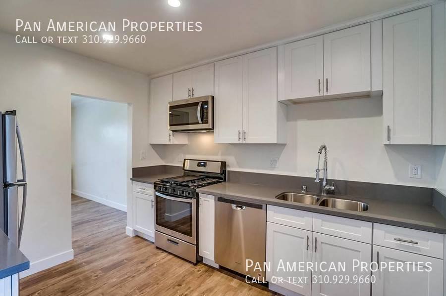 Apartment for rent at 455 W 4th St, Long Beach, CA 90802