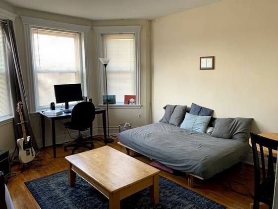 Apartment for rent at 360 Riverway #22, Boston, MA 02115