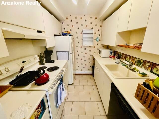 Apartment for rent at 19 Wiget St #202, Boston, MA 02113