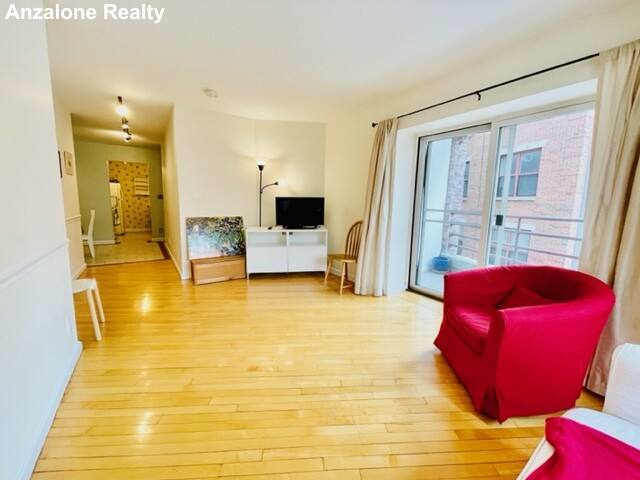 Apartment for rent at 19 Wiget St #202, Boston, MA 02113