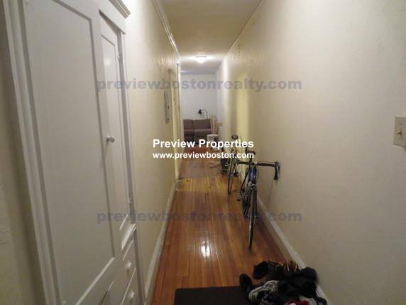 Apartment for rent at 74 Egmont St #2, Brookline, MA 02445