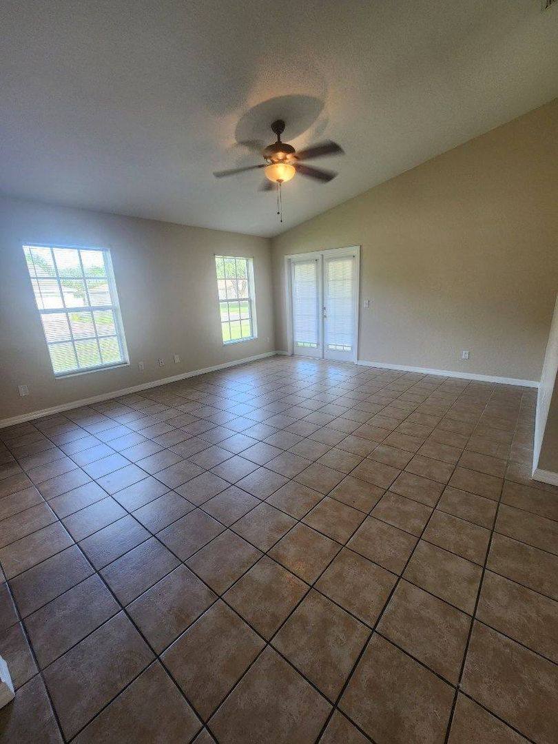 House for rent at 161 Eagle Point Blvd, Auburndale, FL 33823