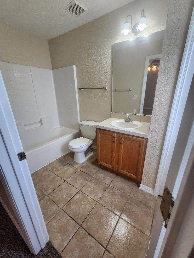 House for rent at 161 Eagle Point Blvd, Auburndale, FL 33823