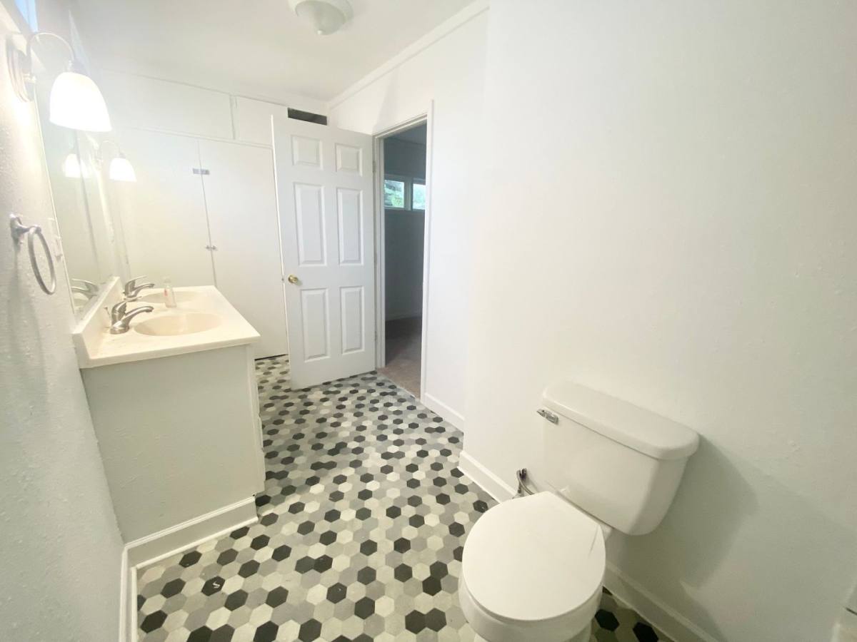 House for rent at 804 Maple St, Elizabeth City, NC 27909