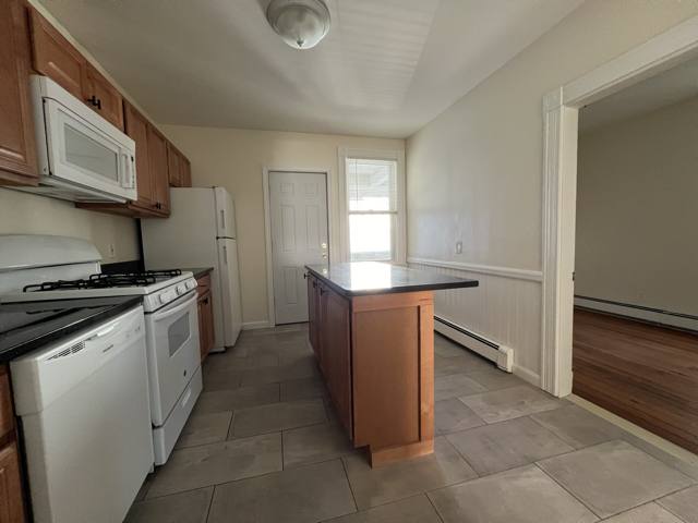 Apartment for rent at 257 Beacon #1, Somerville, MA 02143