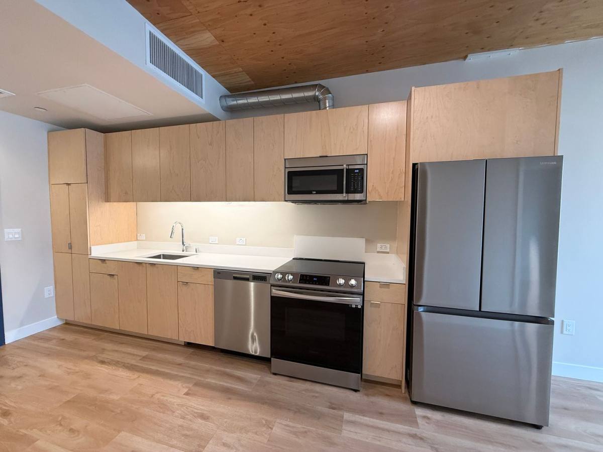 Apartment for rent at 316 12th St, Oakland, CA 94607