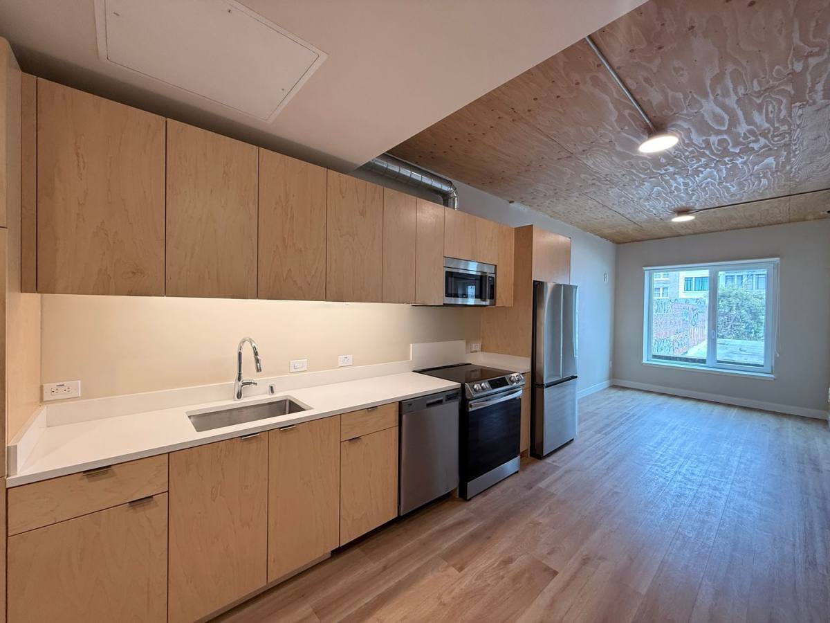 Apartment for rent at 316 12th St, Oakland, CA 94607
