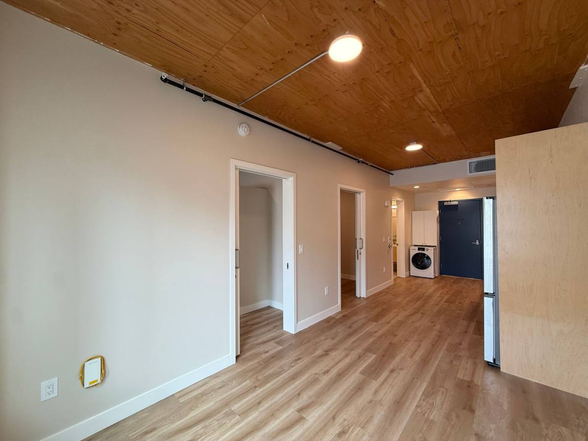 Apartment for rent at 316 12th St, Oakland, CA 94607