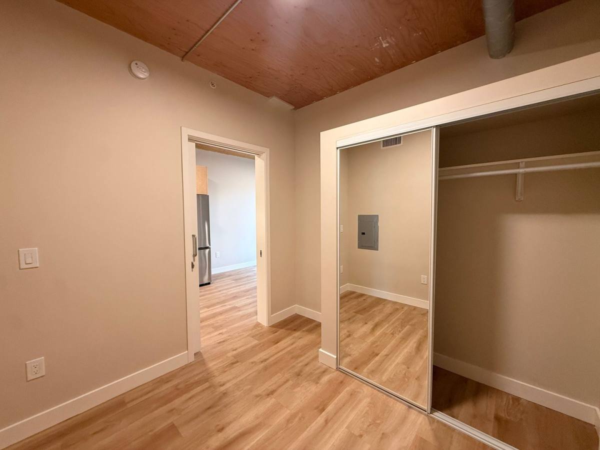 Apartment for rent at 316 12th St, Oakland, CA 94607