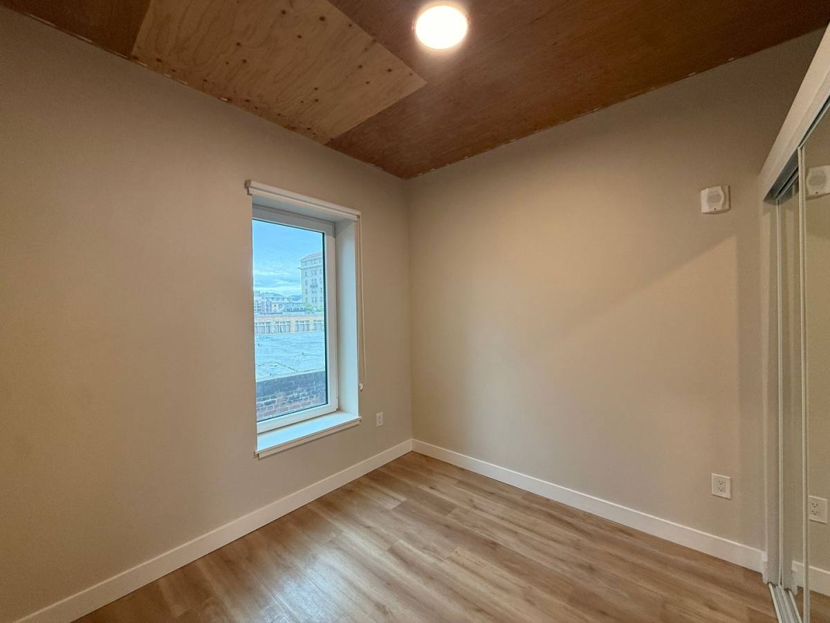 Apartment for rent at 316 12th St, Oakland, CA 94607