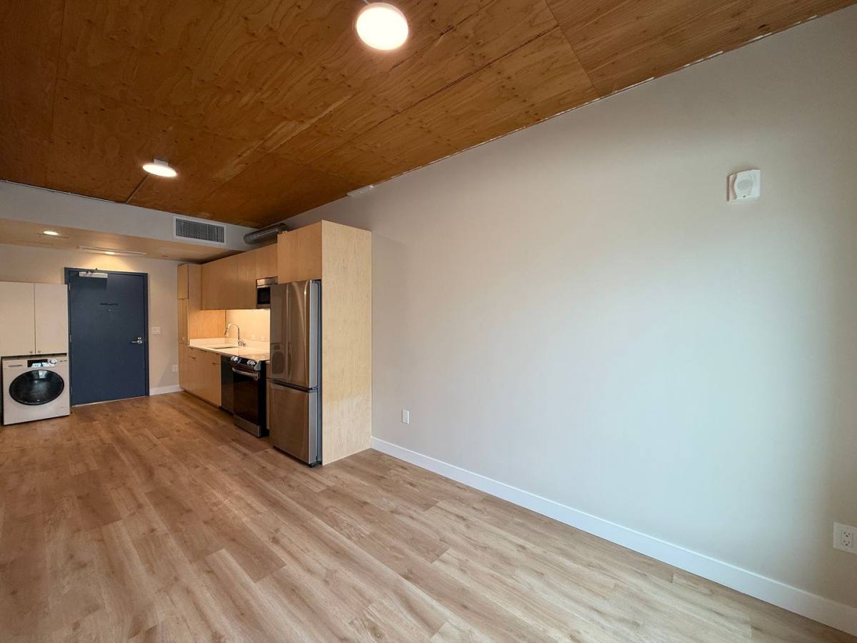 Apartment for rent at 316 12th St, Oakland, CA 94607