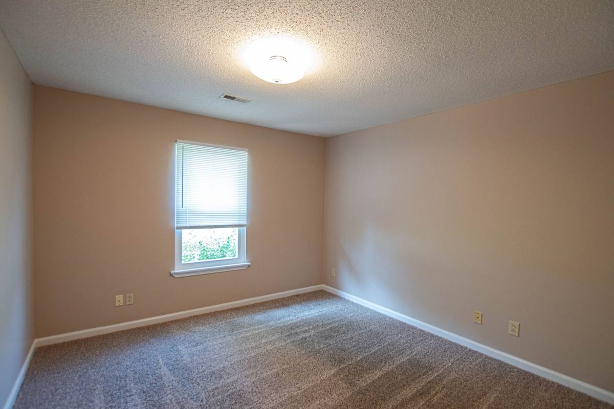 Apartment for rent at 701 Peacher's Dr, Clarksville, TN 37042