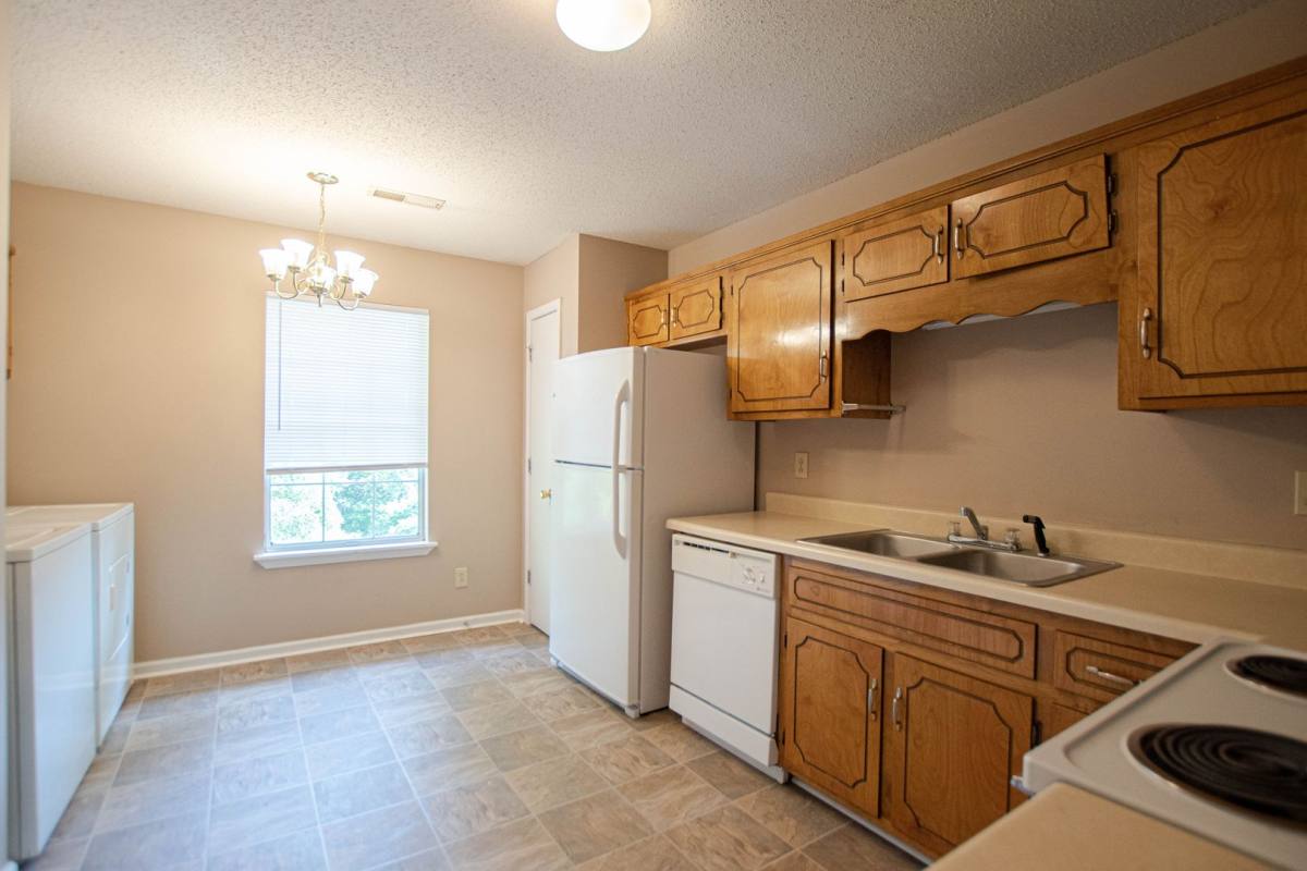 Apartment for rent at 701 Peacher's Dr, Clarksville, TN 37042