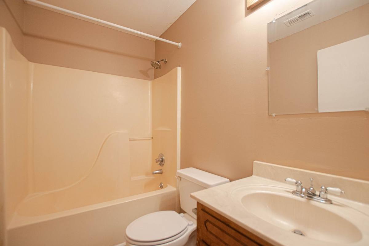 Apartment for rent at 701 Peacher's Dr, Clarksville, TN 37042