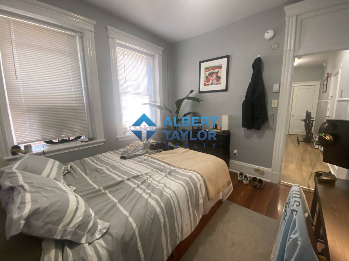 Apartment for rent at 881 Huntington Ave #7, Boston, MA 02115