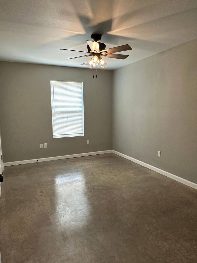 Apartment for rent at 120-122 S Pearl, Joplin, MO 64801