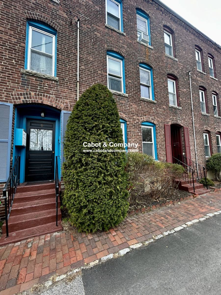 Apartment for rent at 8 Mead St #1, Allston, MA 02134