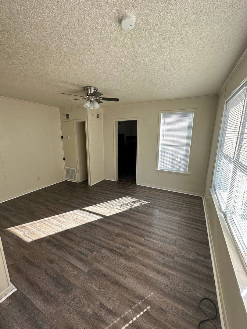 Apartment for rent at 214 E Grady St, Statesboro, GA 30458